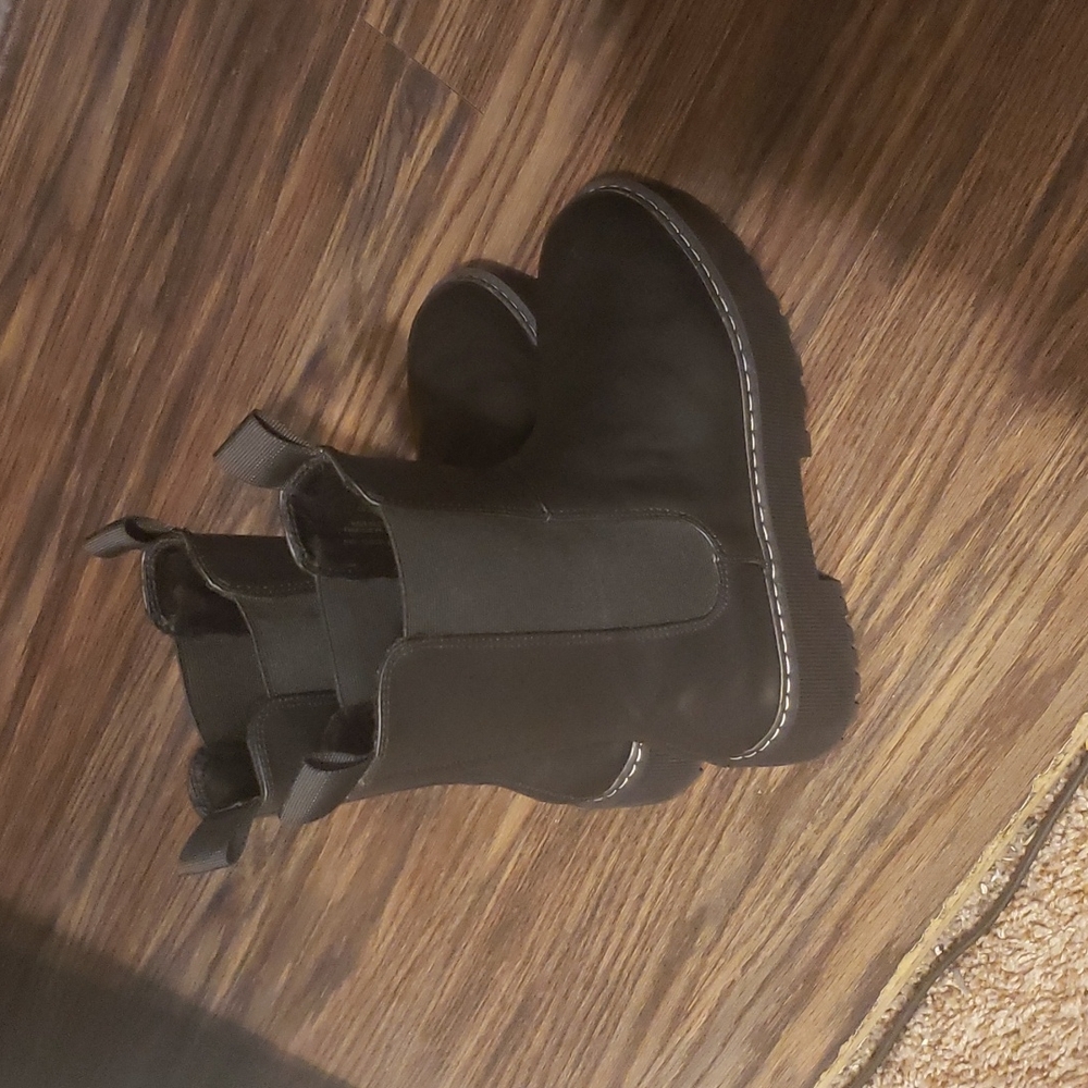 H&M Boots - Picture 2 of 4
